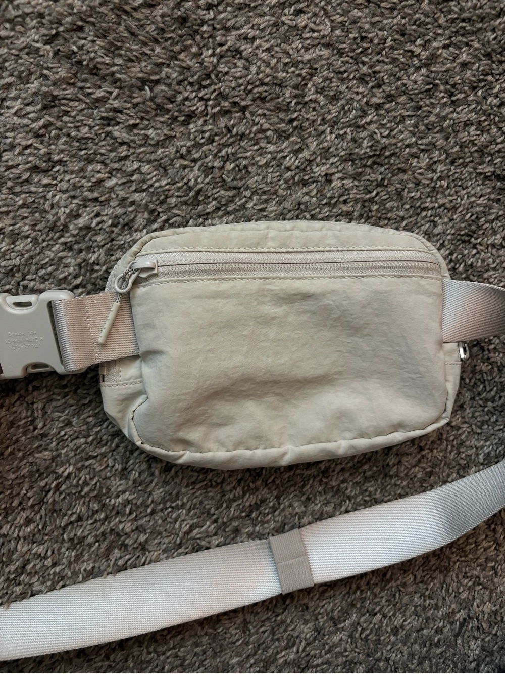 Lululemon Belt Bag - Picture 6 of 7